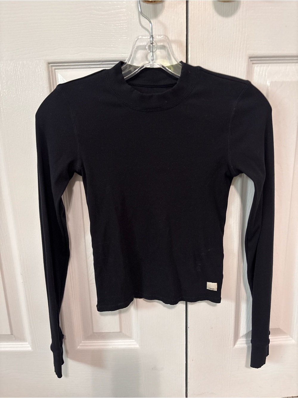 Vuori black long sleeve women’s top size xs